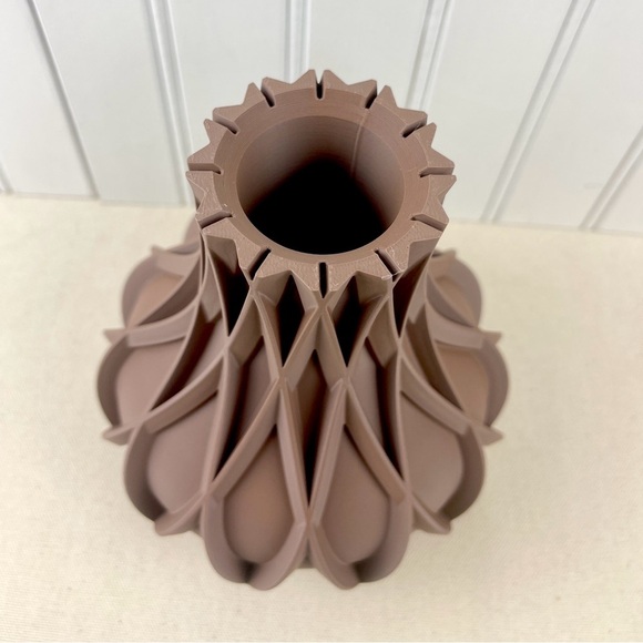 Modern Vase, The Avoi Vase, Flower Vase, Bookshelf Table Decor - Picture 4 of 7